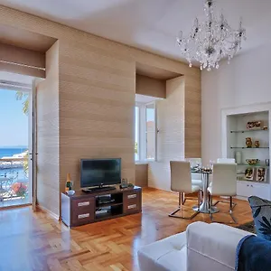 hotellátogatás